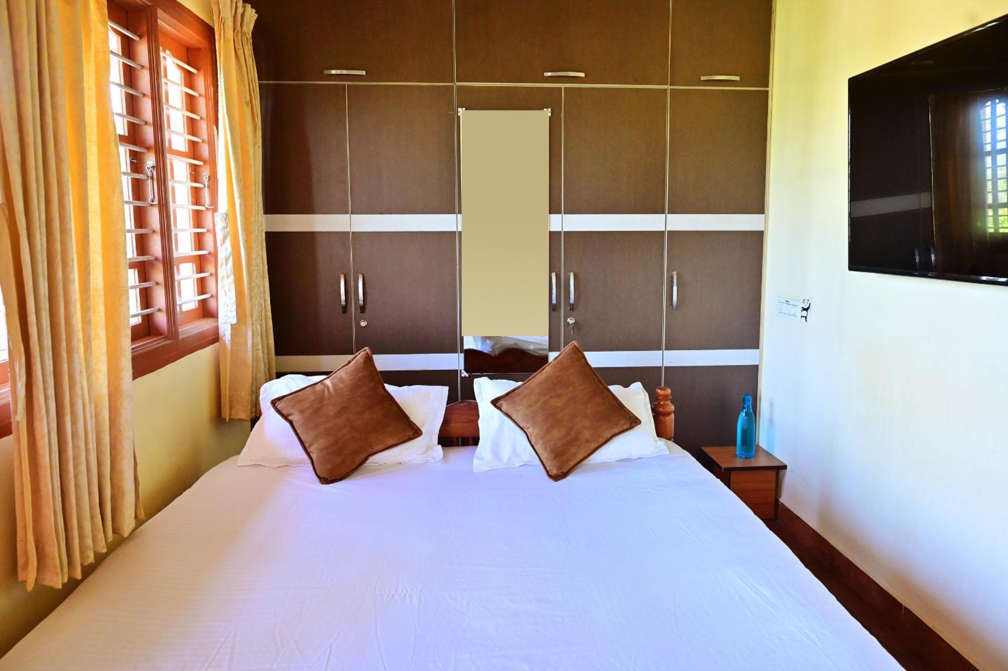 Hulihara Homestay - Full Villa, Coffee Estate & Balcony View Sakleshpur Exterior foto