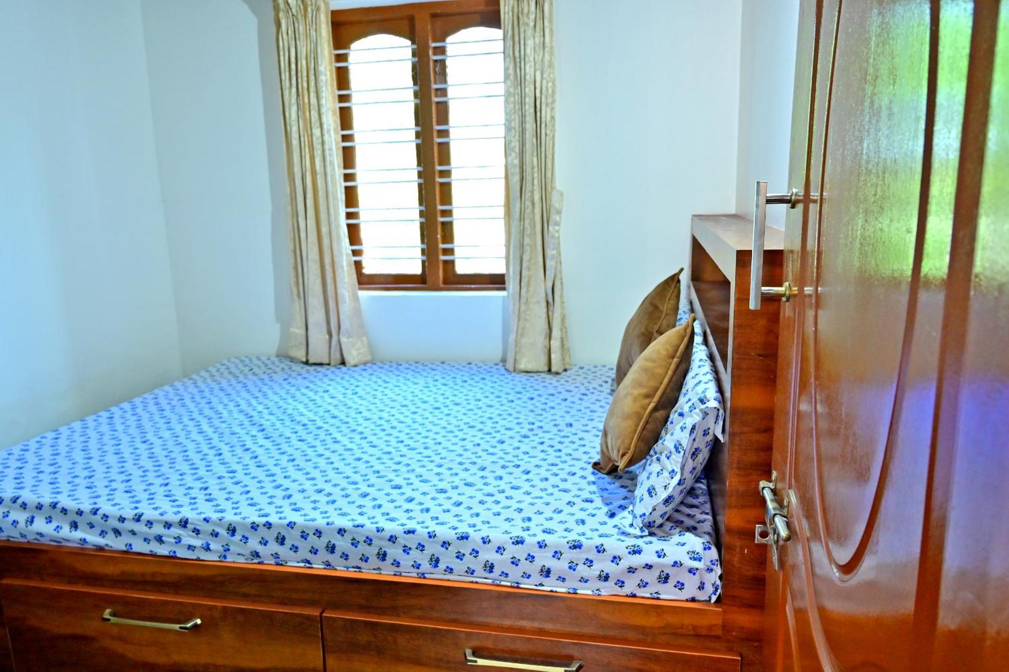 Hulihara Homestay - Full Villa, Coffee Estate & Balcony View Sakleshpur Exterior foto